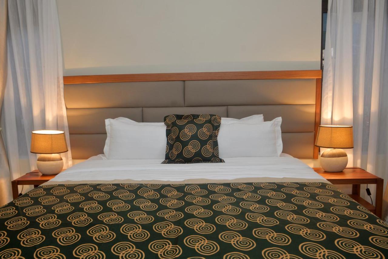 Akasu Bed And Breakfast Kampala Ngoại thất bức ảnh